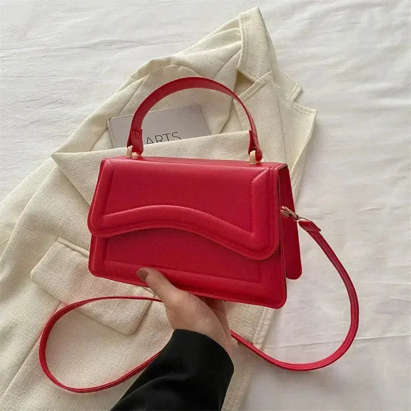 Jeanne | Petit sac à main tendance urbain Leather&Carry