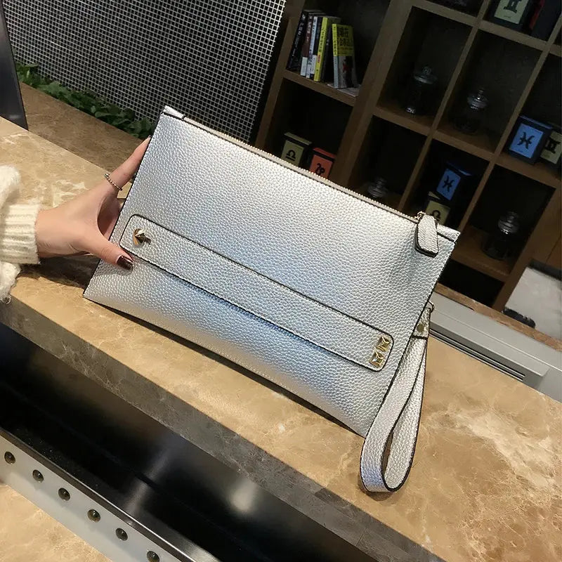 Amaya | pochette sophistiquée Leather&Carry