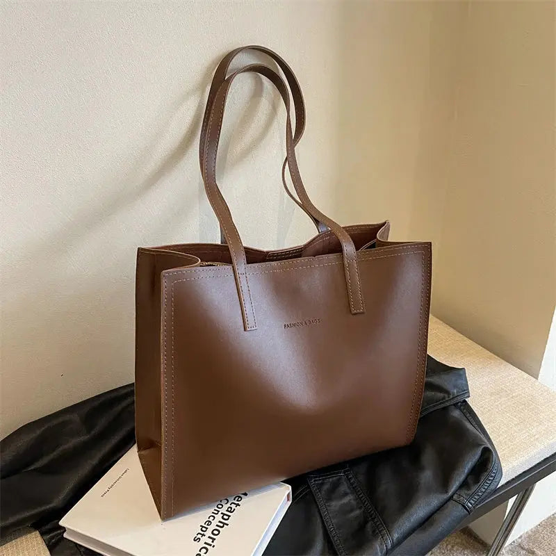 Charlotte | Sac de cours porté épaule Leather&Carry