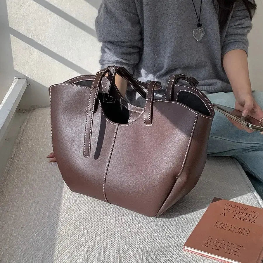 Dora | Sac à main cours étudiante ajustable Leather&Carry