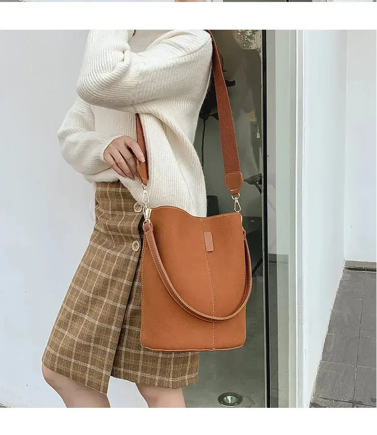 Doris | Sac à main cours étudiante avec sangle Leather&Carry
