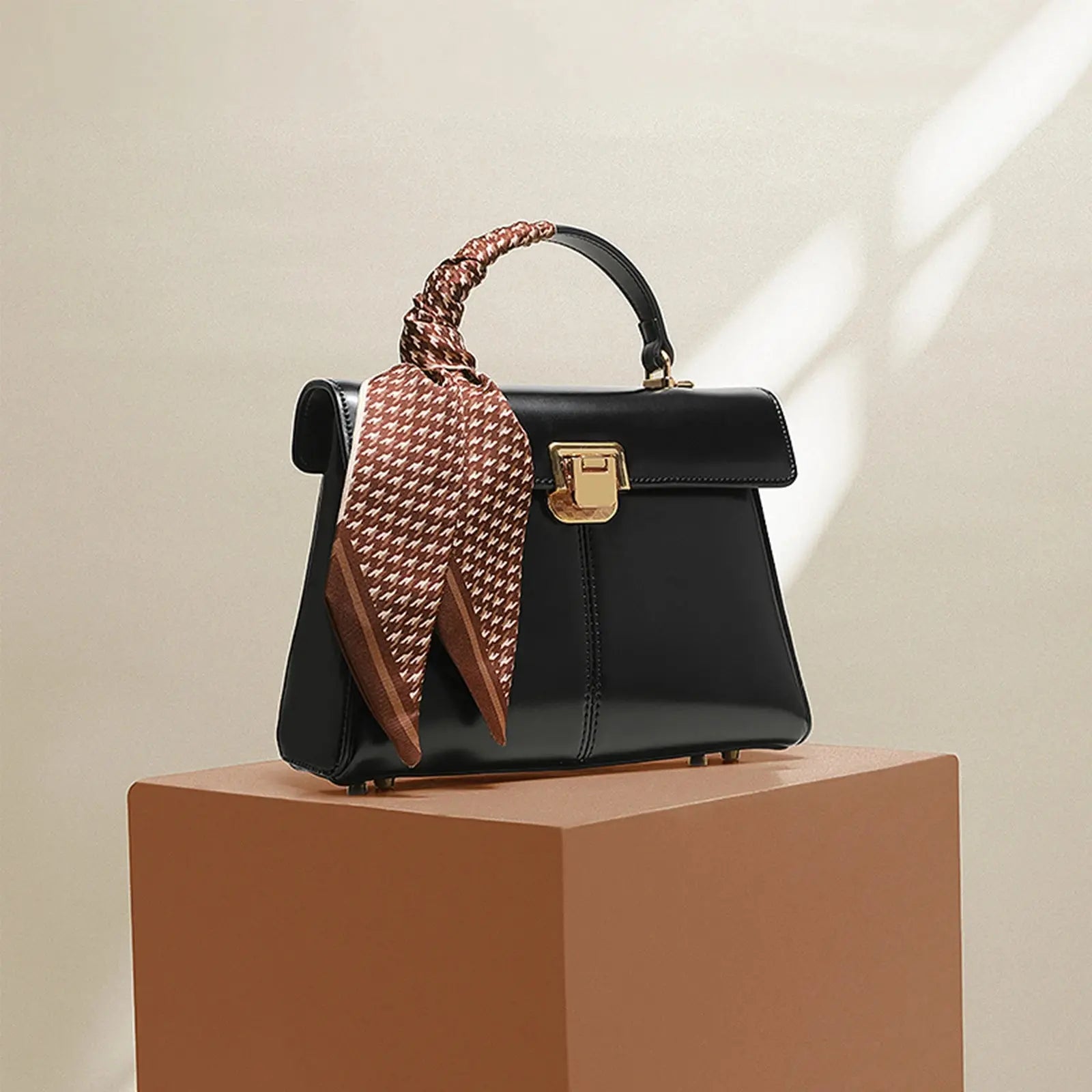 Falone | sac à main bandoulière en cuir véritable Leather&Carry