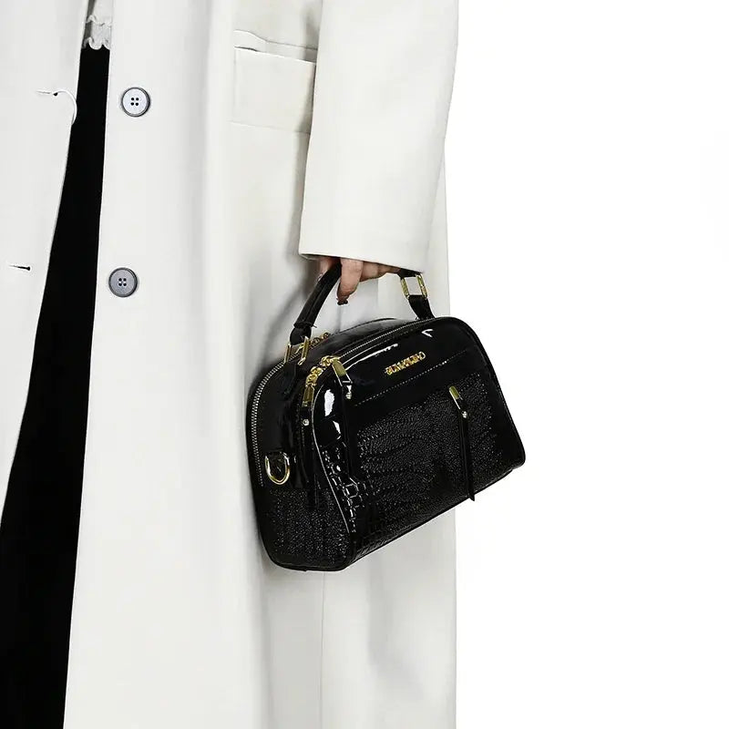 Jasmin | Petit sac à main compact Leather&Carry