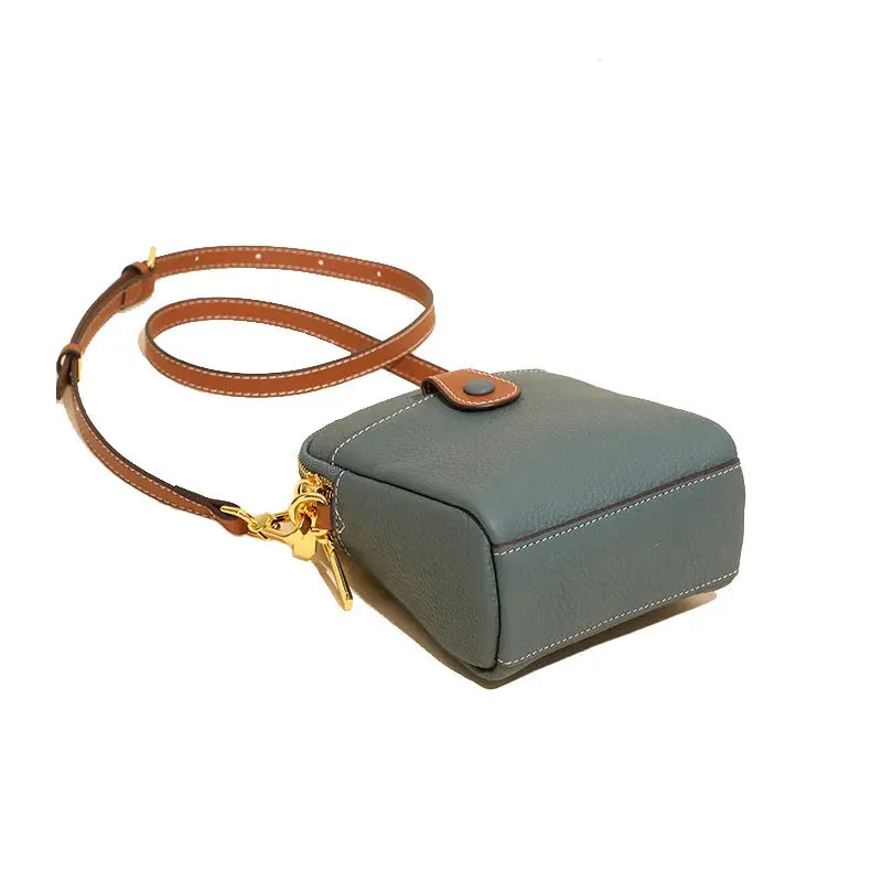 Marilyn | Pochette avec bandoulière robuste Leather&Carry