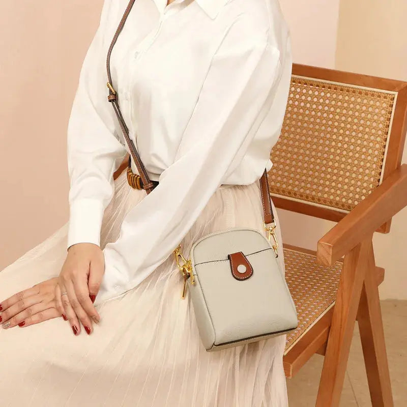 Marilyn | Pochette avec bandoulière robuste Leather&Carry
