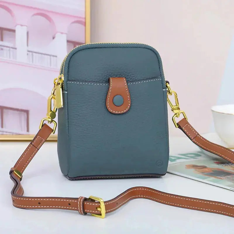 Marilyn | Pochette avec bandoulière robuste Leather&Carry