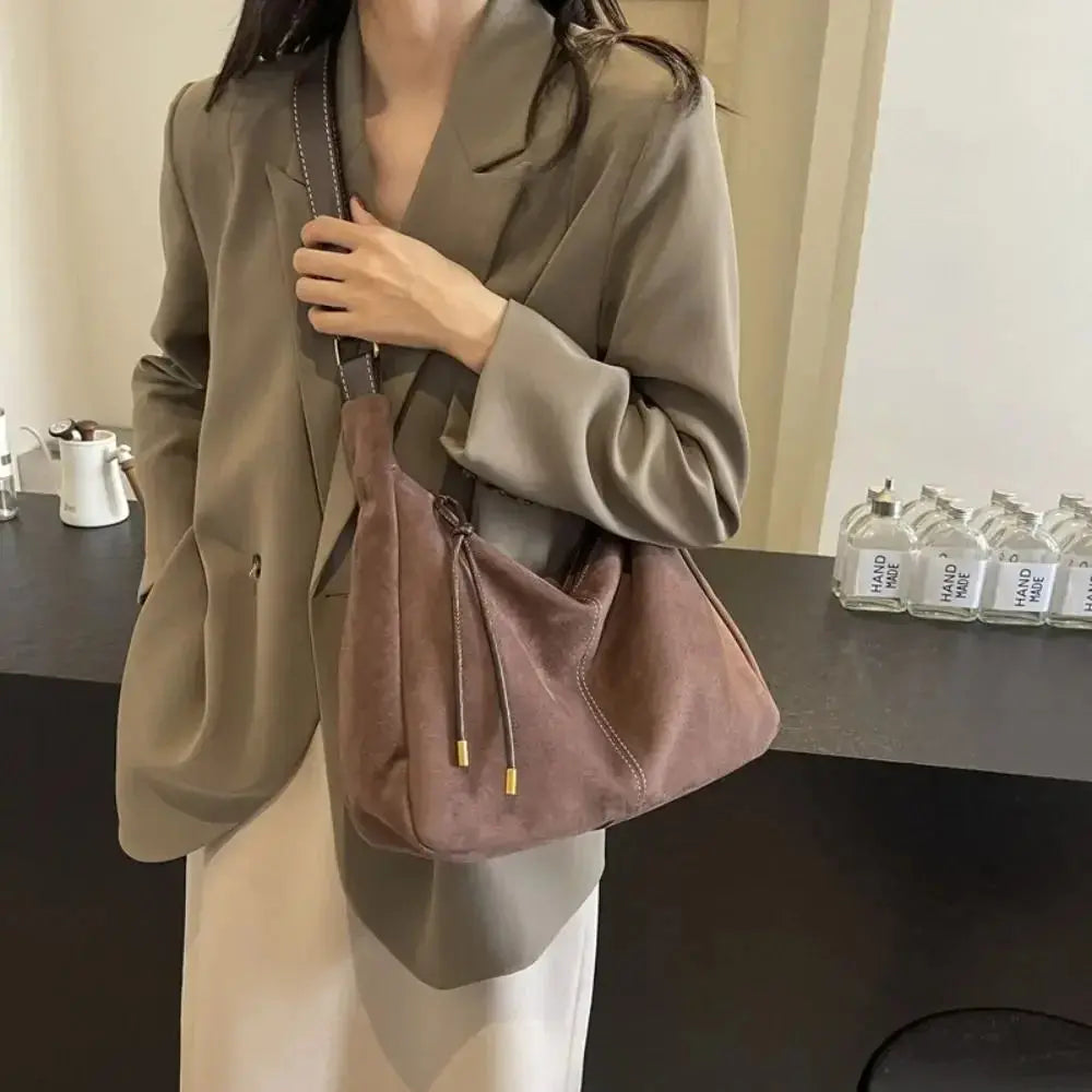 Scarlet | Sac à main cuir velouté Leather&Carry
