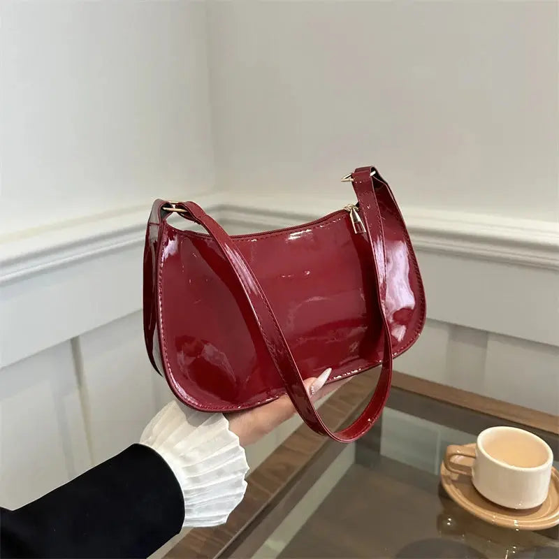 Tess | Petit sac à main vernis solide Leather&Carry