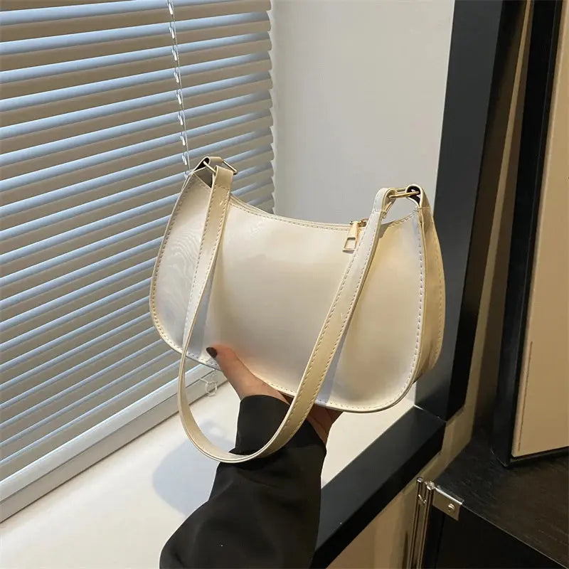 Tess | Petit sac à main vernis solide Leather&Carry