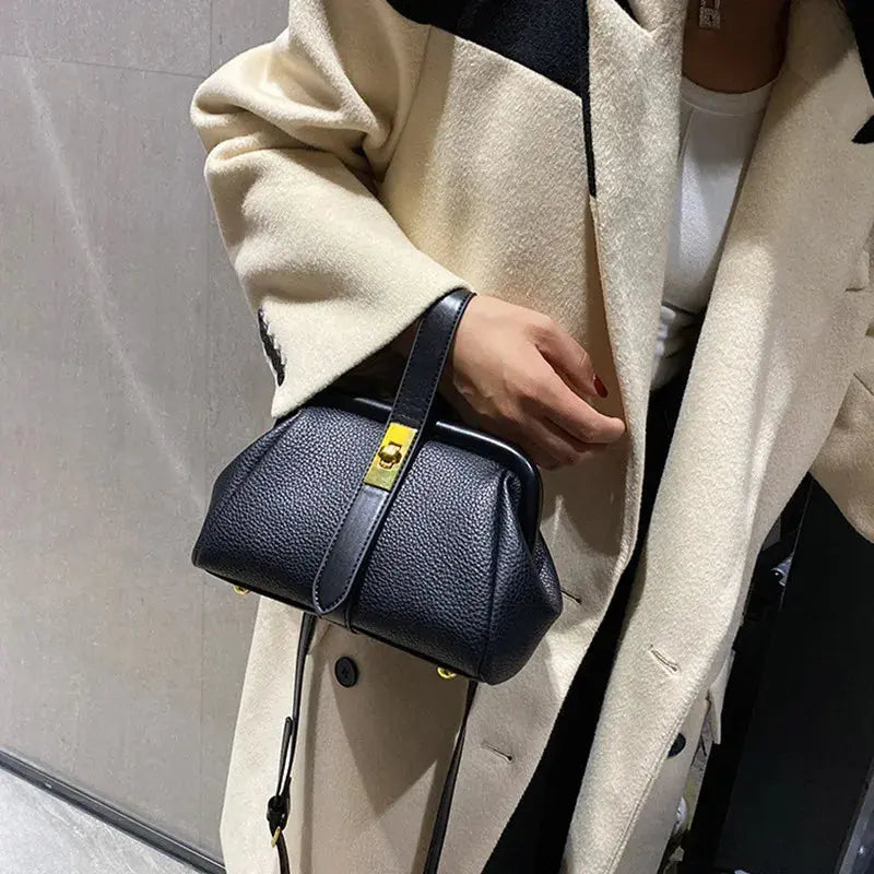 Women's Bags New Trend Handbags Quality Retro Designer Luxury Crossbody Bags Female Shopping Totes Shoulder Free Shipping Leather&Carry