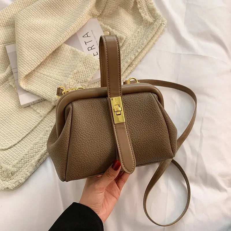 Women's Bags New Trend Handbags Quality Retro Designer Luxury Crossbody Bags Female Shopping Totes Shoulder Free Shipping Leather&Carry