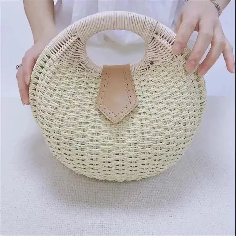 Women's Natural Rattan Handwoven Round Shell Handbag Top-handle Bag Summer Fashion Bohemia Female Casual Tote Clutch Beach Bag Leather&Carry