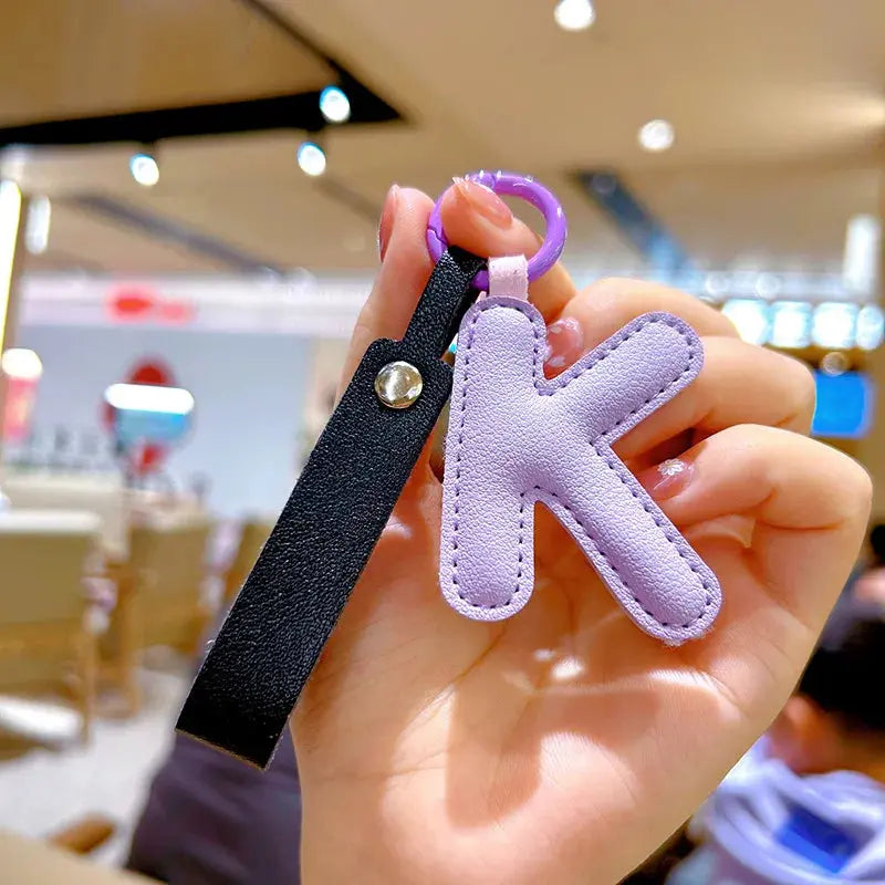 Porte-clés avec initiales de A à Z-Leather&amp;Carry